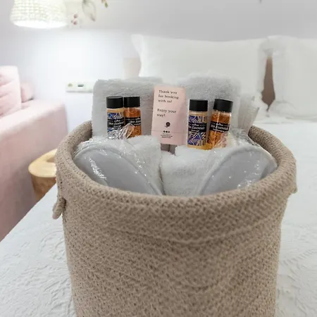 Flamingo Feather Appartement