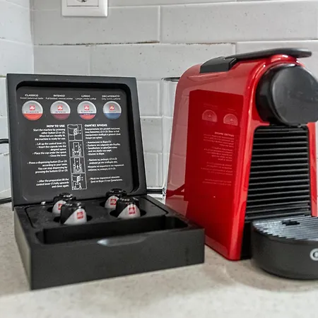 Flamingo Feather * 루트라키