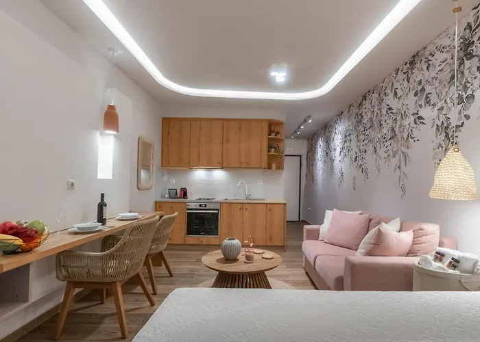 Flamingo Feather Apartament